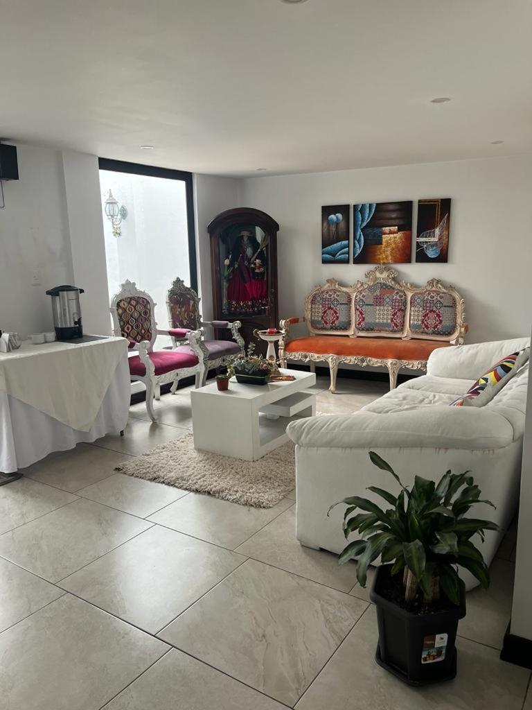 Hostal Entre Rios Cuenca Exterior photo